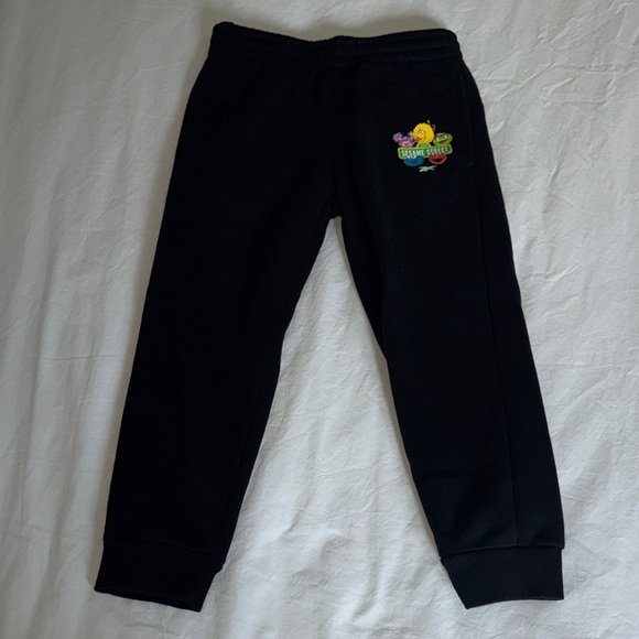 Reebok Other - Reebok x Sesame Street Joggers Size 5